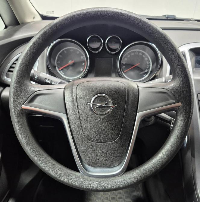Opel Astra J Рестайлинг Воронеж  - изображение 11