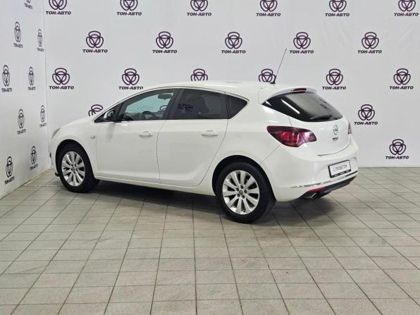 Opel Astra J Рестайлинг с пробегом 2014 года, цена 791 000 рублей, 150870 км, хэтчбек, Автокод Объявления