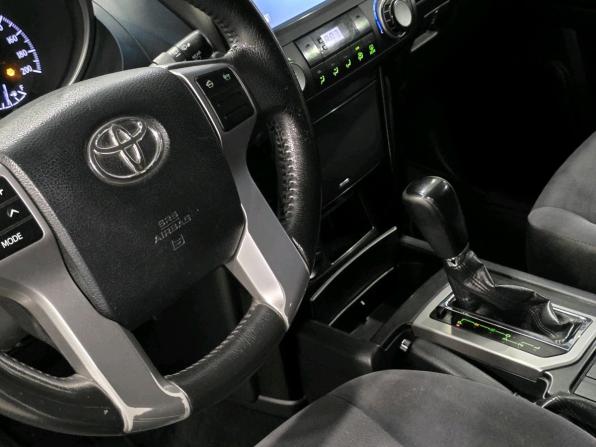 Toyota Land Cruiser Prado 150 Series Рестайлинг 1 с пробегом 2014 года, цена 3 250 000 рублей, 229534 км, внедорожник, Автокод Объявления