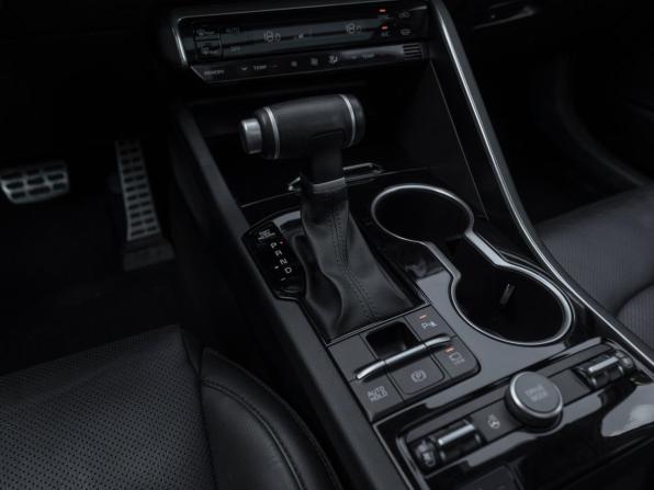 Kia K5 III с пробегом 2020 года, цена 2 940 000 рублей, 77836 км, седан, Автокод Объявления
