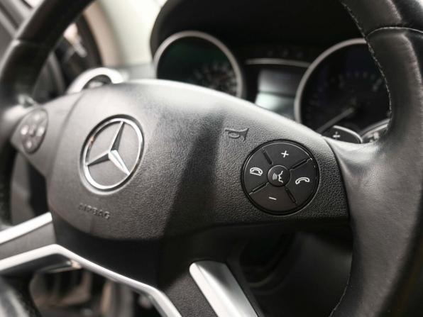 Mercedes-Benz M-Класс II (W164) Рестайлинг с пробегом 2010 года, цена 1 929 000 рублей, 310371 км, внедорожник, Автокод Объявления
