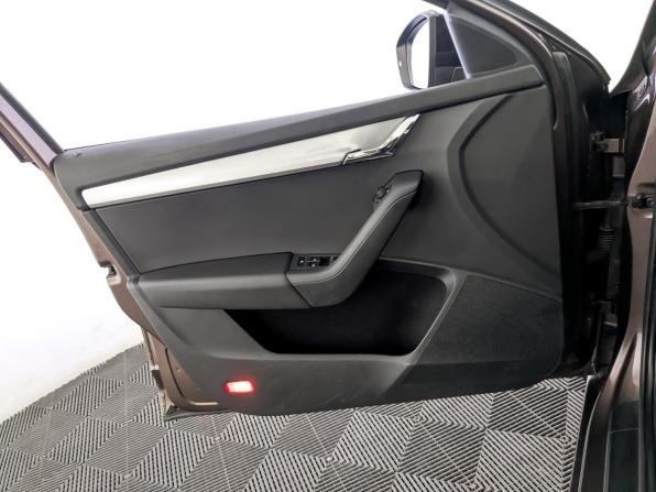 Skoda Octavia III (A7) с пробегом 2014 года, цена 1 550 000 рублей, 129432 км, лифтбек, Автокод Объявления