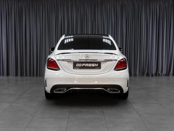 Mercedes-Benz C-Класс IV (W205) Рестайлинг с пробегом 2018 года, цена 2 799 000 рублей, 114879 км, седан, Автокод Объявления
