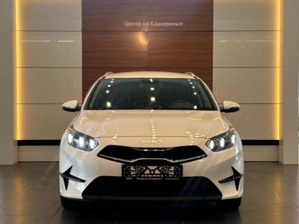 Kia Ceed III Рестайлинг с пробегом 2021 года, цена 2 349 000 рублей, 64700 км, универсал, Автокод Объявления