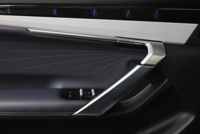 Geely Atlas II с пробегом 2024 года, цена 2 849 000 рублей, 18300 км, внедорожник, Автокод Объявления