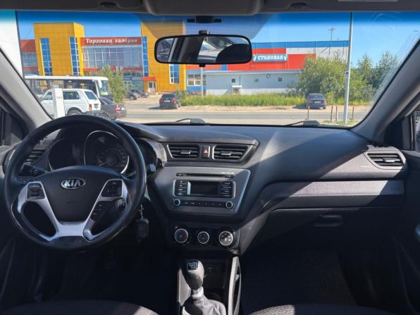 Kia Rio III Рестайлинг с пробегом 2015 года, цена 900 000 рублей, 198758 км, хэтчбек, Автокод Объявления