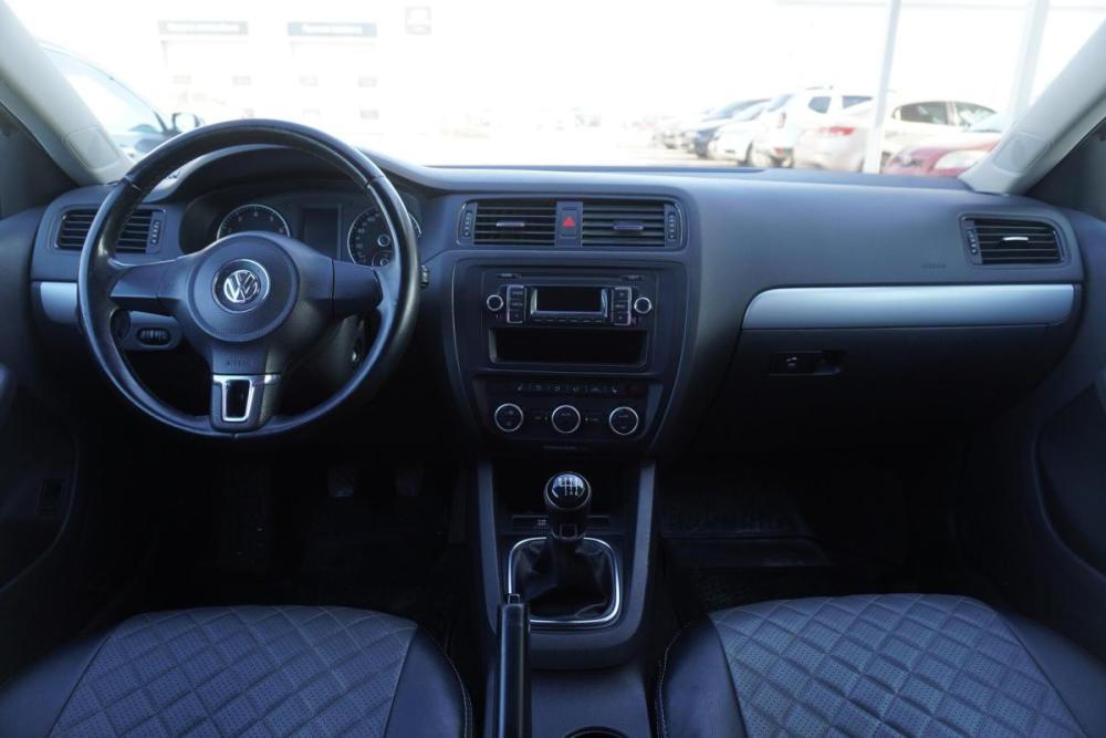 Volkswagen Jetta VI Ульяновск  - изображение 12
