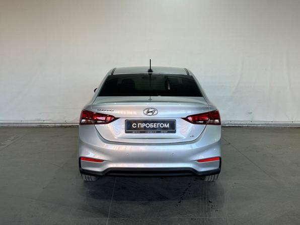 Hyundai Solaris II с пробегом 2019 года, цена 1 325 000 рублей, 92600 км, седан, Автокод Объявления