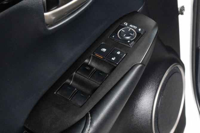Lexus NX I с пробегом 2015 года, цена 2 379 000 рублей, 187000 км, внедорожник, Автокод Объявления