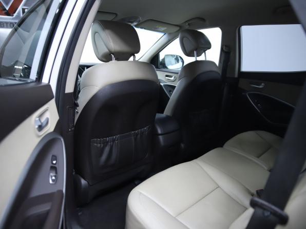 Hyundai Santa Fe III Рестайлинг с пробегом 2017 года, цена 2 390 000 рублей, 115831 км, внедорожник, Автокод Объявления