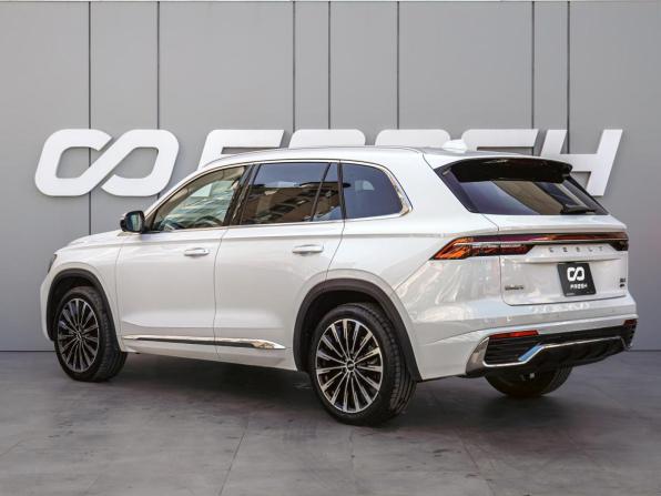 Geely Monjaro I Рестайлинг с пробегом 2024 года, цена 3 648 000 рублей, 28008 км, внедорожник, Автокод Объявления