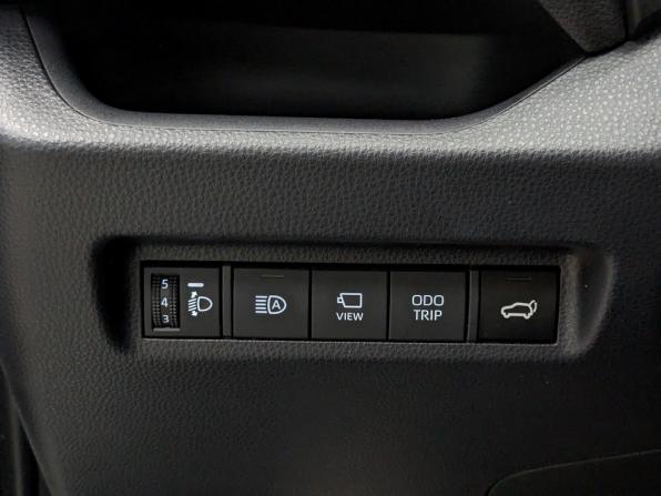 Toyota RAV4 V (XA50) с пробегом 2025 года, цена 4 100 000 рублей, 2500 км, внедорожник, Автокод Объявления