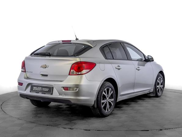 Chevrolet Cruze I Рестайлинг с пробегом 2015 года, цена 800 000 рублей, 156678 км, хэтчбек, Автокод Объявления
