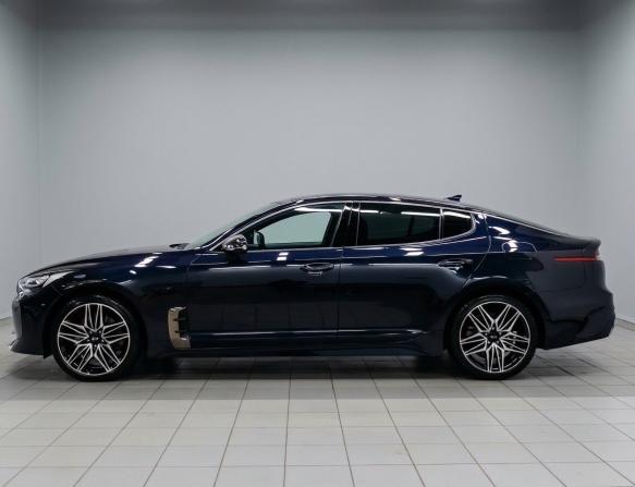 Kia Stinger I Рестайлинг с пробегом 2021 года, цена 3 400 000 рублей, 73899 км, лифтбек, Автокод Объявления