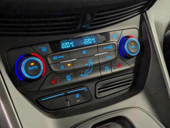 Ford Kuga II Рестайлинг с пробегом 2017 года, цена 1 490 000 рублей, 172633 км, внедорожник, Автокод Объявления