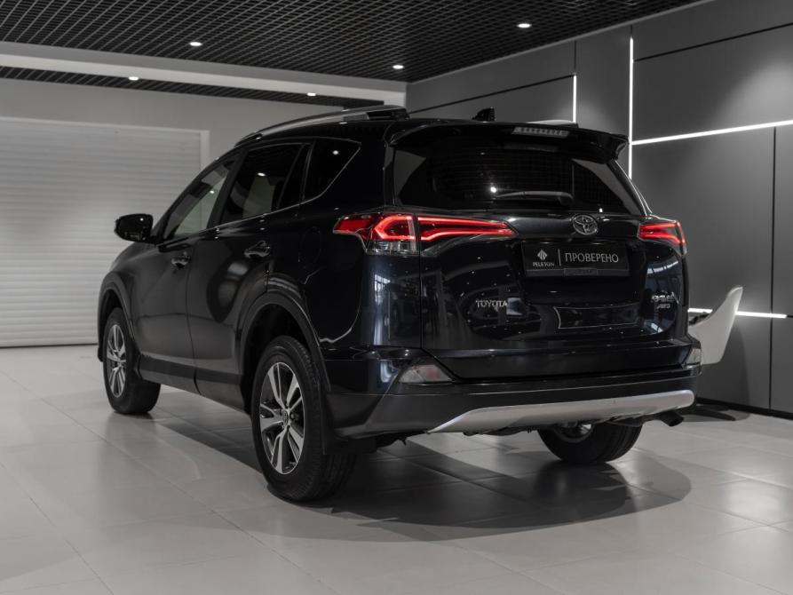 Toyota RAV4 IV (XA40) Рестайлинг Москва  - изображение 4