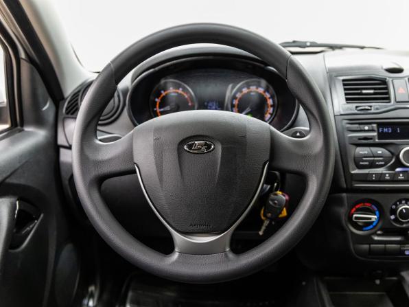 Lada (ВАЗ) Granta I Рестайлинг с пробегом 2023 года, цена 678 000 рублей, 41287 км, лифтбек, Автокод Объявления
