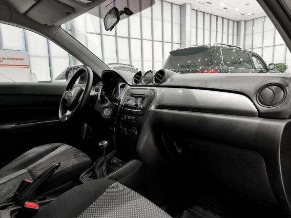 Suzuki Vitara II с пробегом 2016 года, цена 1 420 000 рублей, 156000 км, внедорожник, Автокод Объявления