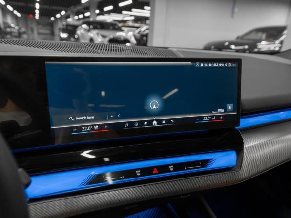 BMW 5 серии VIII (G60/G61/G68) с пробегом 2025 года, цена 8 450 000 рублей, 265 км, седан, Автокод Объявления