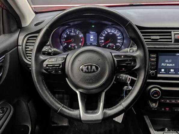Kia Rio IV с пробегом 2017 года, цена 1 315 000 рублей, 73773 км, седан, Автокод Объявления