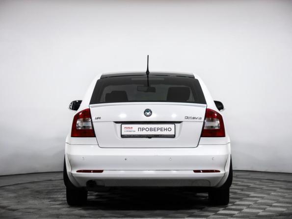 Skoda Octavia II (A5) Рестайлинг с пробегом 2011 года, цена 630 000 рублей, 322357 км, лифтбек, Автокод Объявления