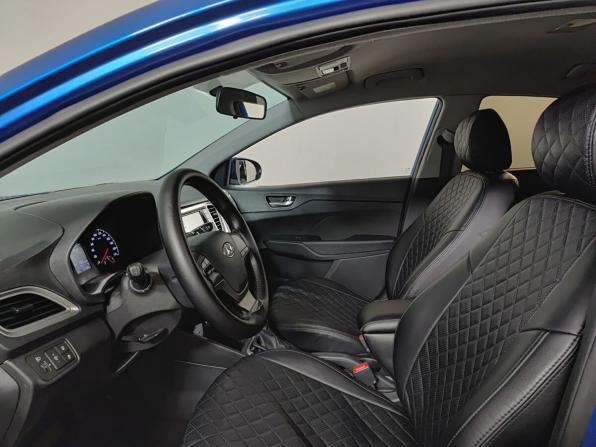 Hyundai Solaris II с пробегом 2019 года, цена 1 436 000 рублей, 121000 км, седан, Автокод Объявления