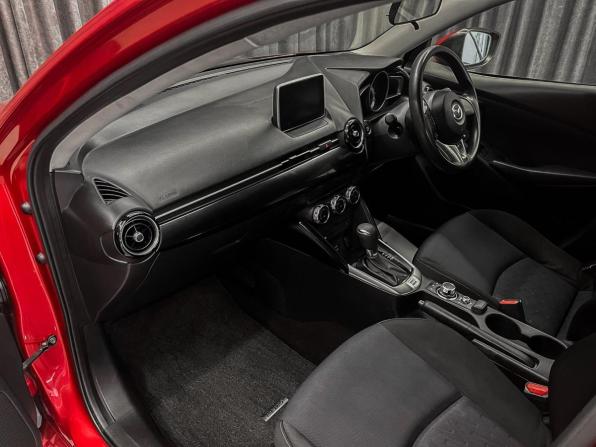 Mazda Demio IV (DJ) с пробегом 2014 года, цена 899 000 рублей, 117000 км, хэтчбек, Автокод Объявления