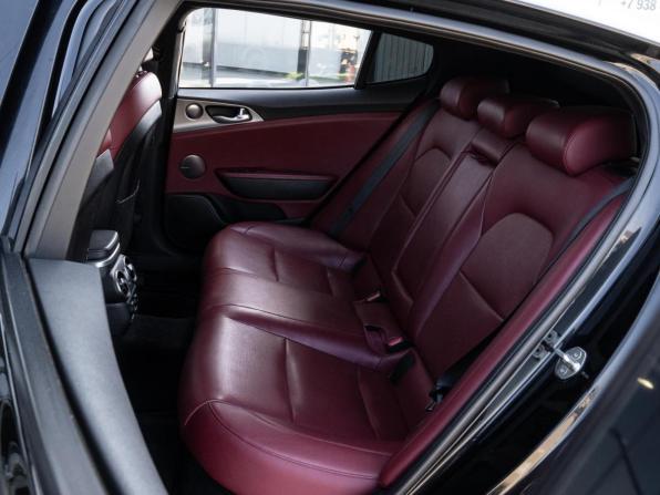 Kia Stinger I с пробегом 2018 года, цена 3 010 000 рублей, 91081 км, лифтбек, Автокод Объявления