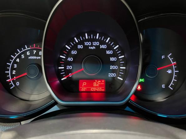 Kia Rio III Рестайлинг с пробегом 2016 года, цена 1 040 000 рублей, 109421 км, седан, Автокод Объявления