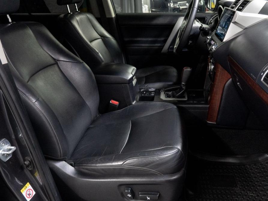 Toyota Land Cruiser Prado 150 Series Рестайлинг 2 Тюмень  - изображение 19