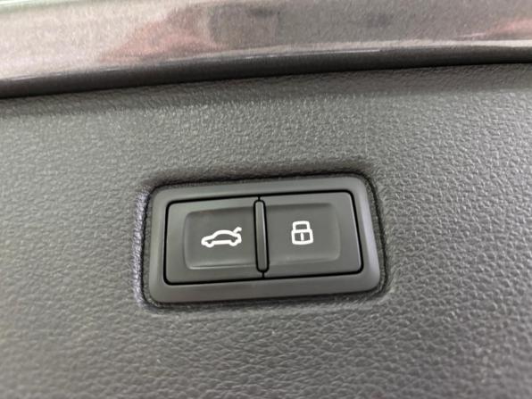 Audi Q7 II (4M) Рестайлинг с пробегом 2022 года, цена 6 790 000 рублей, 130168 км, внедорожник, Автокод Объявления
