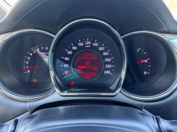 Kia Ceed II Рестайлинг с пробегом 2015 года, цена 1 179 900 рублей, 172301 км, хэтчбек, Автокод Объявления