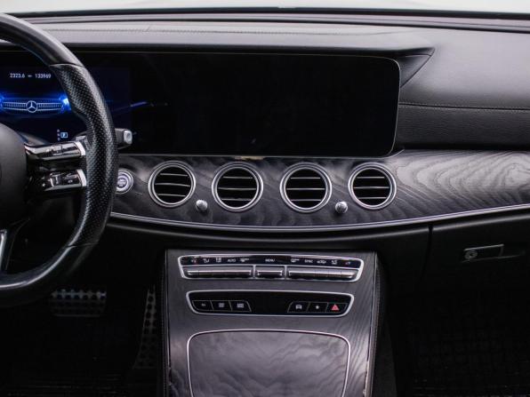 Mercedes-Benz E-Класс V (W213 S213 C238) Рестайлинг с пробегом 2020 года, цена 3 509 000 рублей, 133968 км, седан, Автокод Объявления