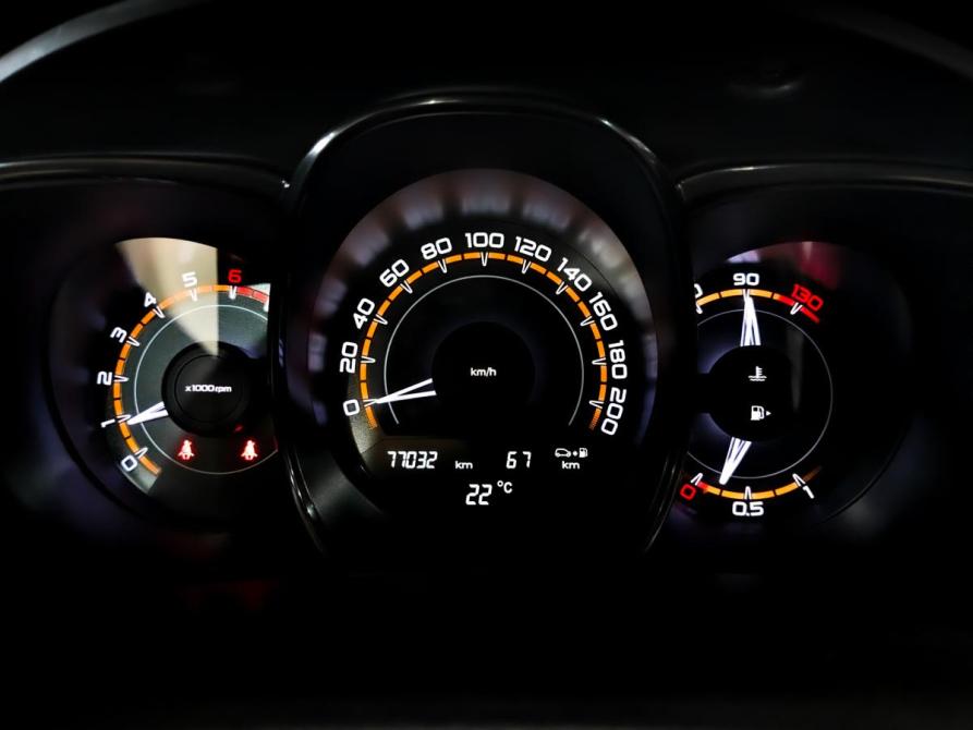 Lada (ВАЗ) Vesta I Санкт-Петербург  - изображение 13