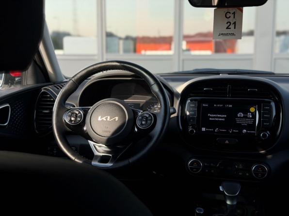 Kia Soul III с пробегом 2021 года, цена 2 200 000 рублей, 53160 км, хэтчбек, Автокод Объявления