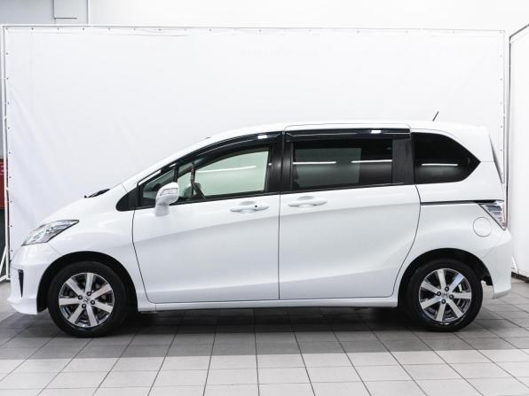 Honda Freed I Рестайлинг 2 с пробегом 2014 года, цена 1 240 000 рублей, 102340 км, компактвэн, Автокод Объявления