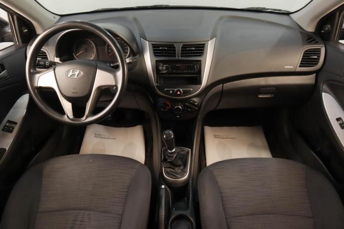 Hyundai Solaris I Рестайлинг с пробегом 2016 года, цена 779 000 рублей, 173000 км, седан, Автокод Объявления