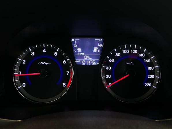 Hyundai Solaris I с пробегом 2013 года, цена 760 000 рублей, 121468 км, седан, Автокод Объявления