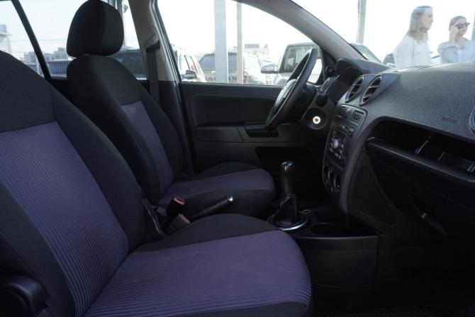 Ford Fusion I Рестайлинг с пробегом 2009 года, цена 390 000 рублей, 195809 км, хэтчбек, Автокод Объявления