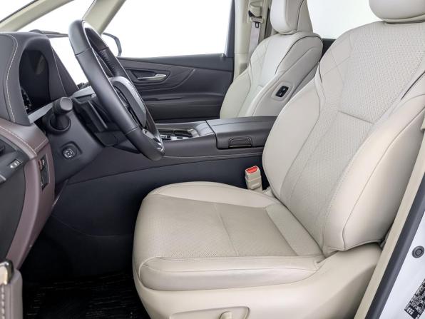 Toyota Alphard IV с пробегом 2024 года, цена 12 000 000 рублей, 15877 км, минивэн, Автокод Объявления