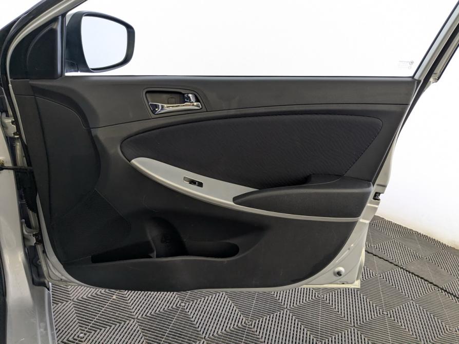 Hyundai Solaris I Москва  - изображение 22