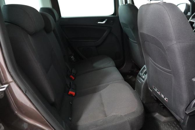 Skoda Yeti I Рестайлинг с пробегом 2016 года, цена 1 249 000 рублей, 111000 км, внедорожник, Автокод Объявления