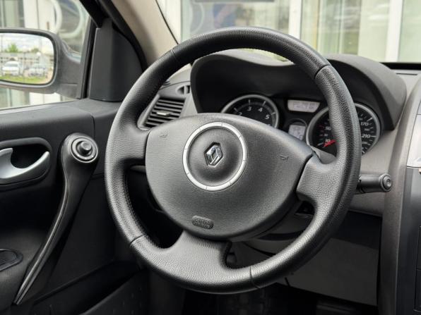 Renault Megane II Рестайлинг с пробегом 2008 года, цена 450 000 рублей, 222767 км, седан, Автокод Объявления