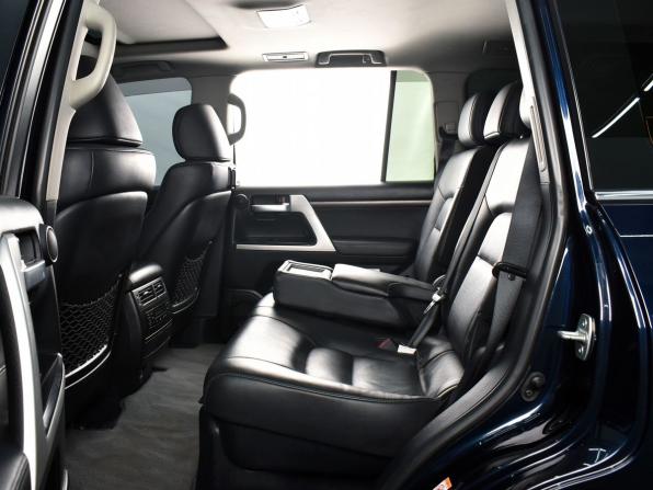 Toyota Land Cruiser 200 Series Рестайлинг 2 с пробегом 2016 года, цена 5 995 997 рублей, 238737 км, внедорожник, Автокод Объявления