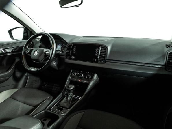 Skoda Karoq I с пробегом 2021 года, цена 2 060 000 рублей, 75000 км, внедорожник, Автокод Объявления
