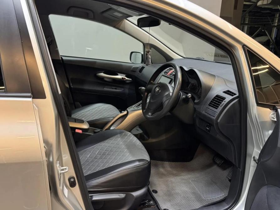 Toyota Auris I Красноярск  - изображение 8