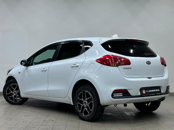 Kia Ceed II с пробегом 2013 года, цена 649 000 рублей, 200000 км, хэтчбек, Автокод Объявления