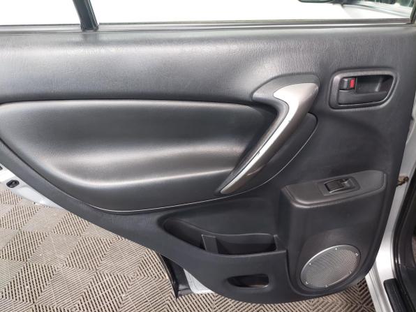 Toyota RAV4 II (XA20) Рестайлинг с пробегом 2005 года, цена 980 000 рублей, 159000 км, внедорожник, Автокод Объявления