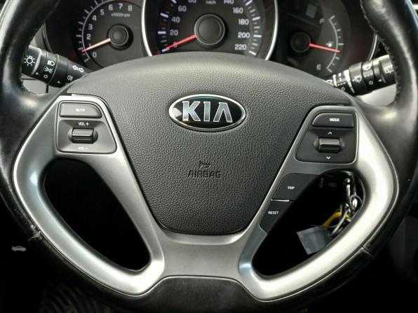 Kia Rio III Рестайлинг с пробегом 2015 года, цена 1 139 000 рублей, 120627 км, хэтчбек, Автокод Объявления