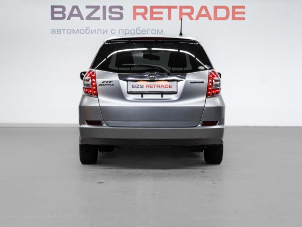 Honda Fit Shuttle I Рестайлинг с пробегом 2013 года, цена 870 000 рублей, 163449 км, универсал, Автокод Объявления